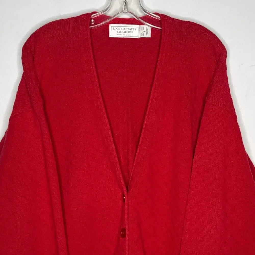 1980s United States Sweaters Red Textured Knit Cardigan Oversized Medium